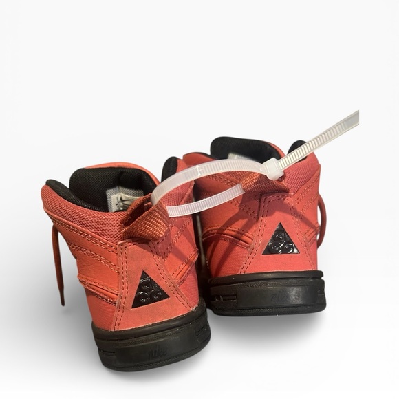 Nike ACG Woodside Toddler Boots Orange Size 7C - Picture 3 of 6